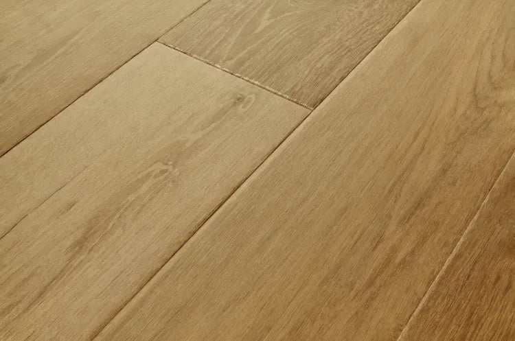 Regency Oak Color: Gilded Gold Product Number: MPB751