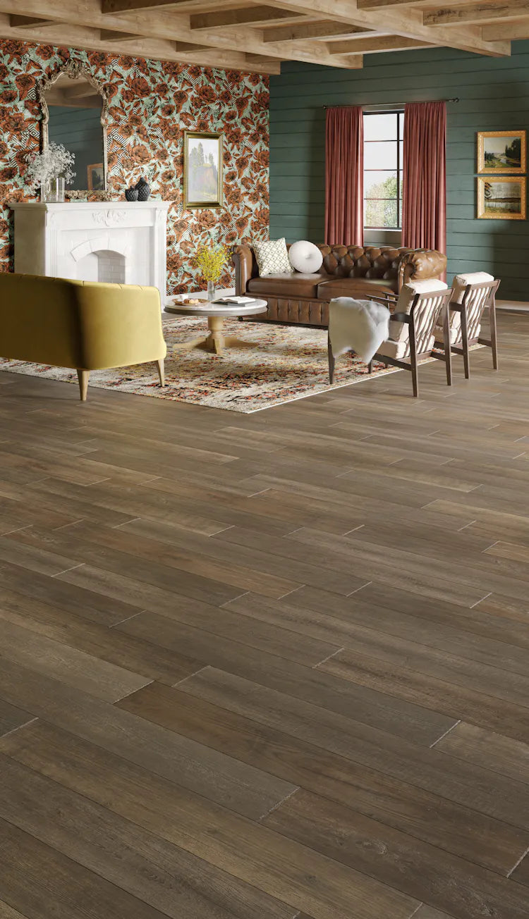 Calico Color: Sable Product Number: MPB762 Lynx Fox