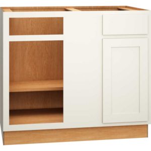 BC42 - CORNER BASE CABINET WITH SINGLE DOOR IN CLASSIC SNOW